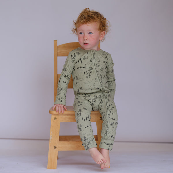 Shwally Romper for babies, stylish and comfortable, shown at angle 77. Perfect for playtime and everyday wear.