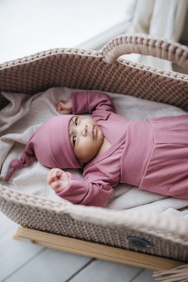 Standard Moses Basket with Round Hood