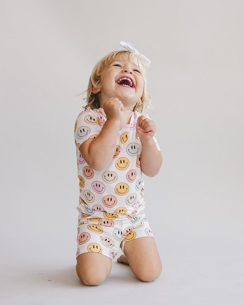 Smiley Bamboo Two Piece Shorts Set | Pink - MOOGCO Baby