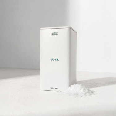 Soak baby wellness product for soothing baths and relaxation, promoting comfort and calm for infants.