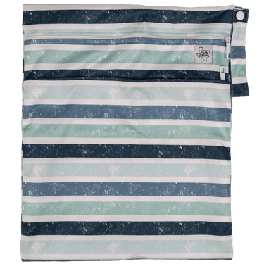 Standard Wet/Dry Bag for babies, perfect for storing wet or dry items, featuring a stylish design and durable material.