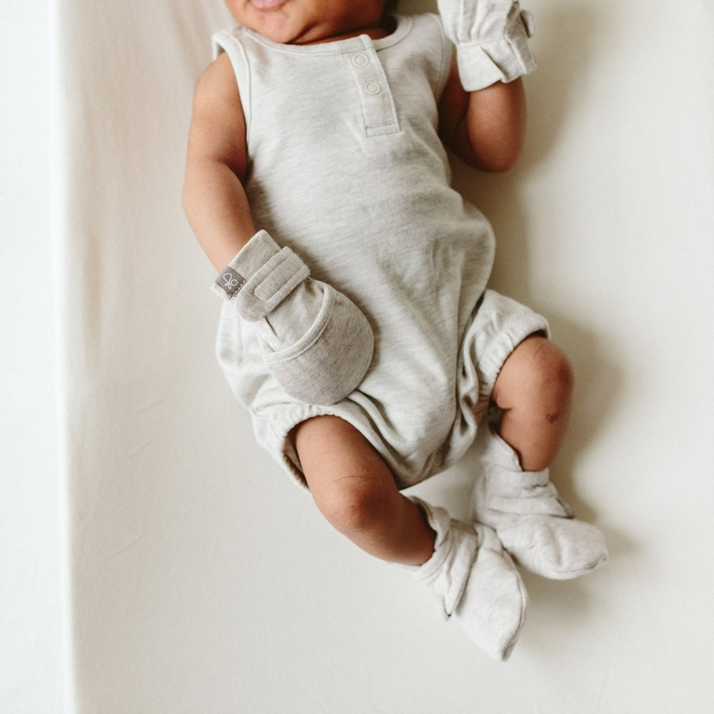 STAY ON 2-PACK MITTS | STORM GRAY + GRIDLOCK - MOOGCO Baby