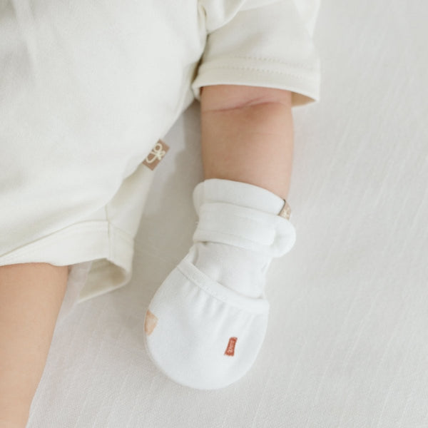 STAY ON MITTS + BOOTS SET | CITY BLOCKS - MOOGCO Baby