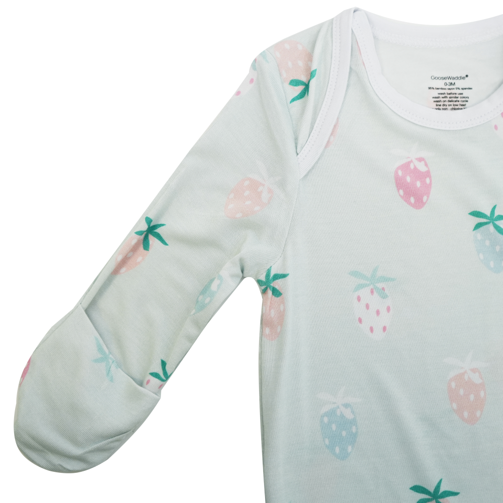 Strawberry print knotted gown for babies 0-3 months, perfect sleep sack for cozy and stylish bedtime.