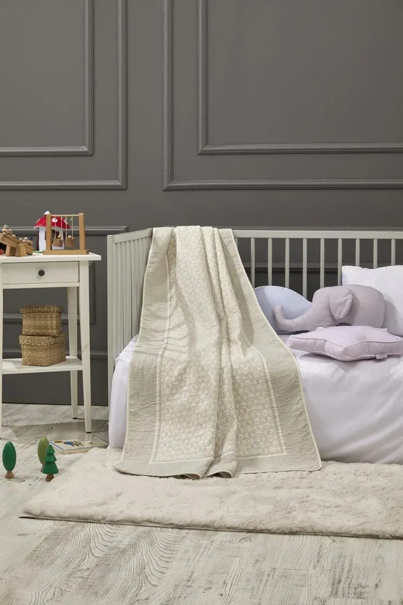 Honeycomb Bamboo Baby Blanket, 43x61 in by LaFiny