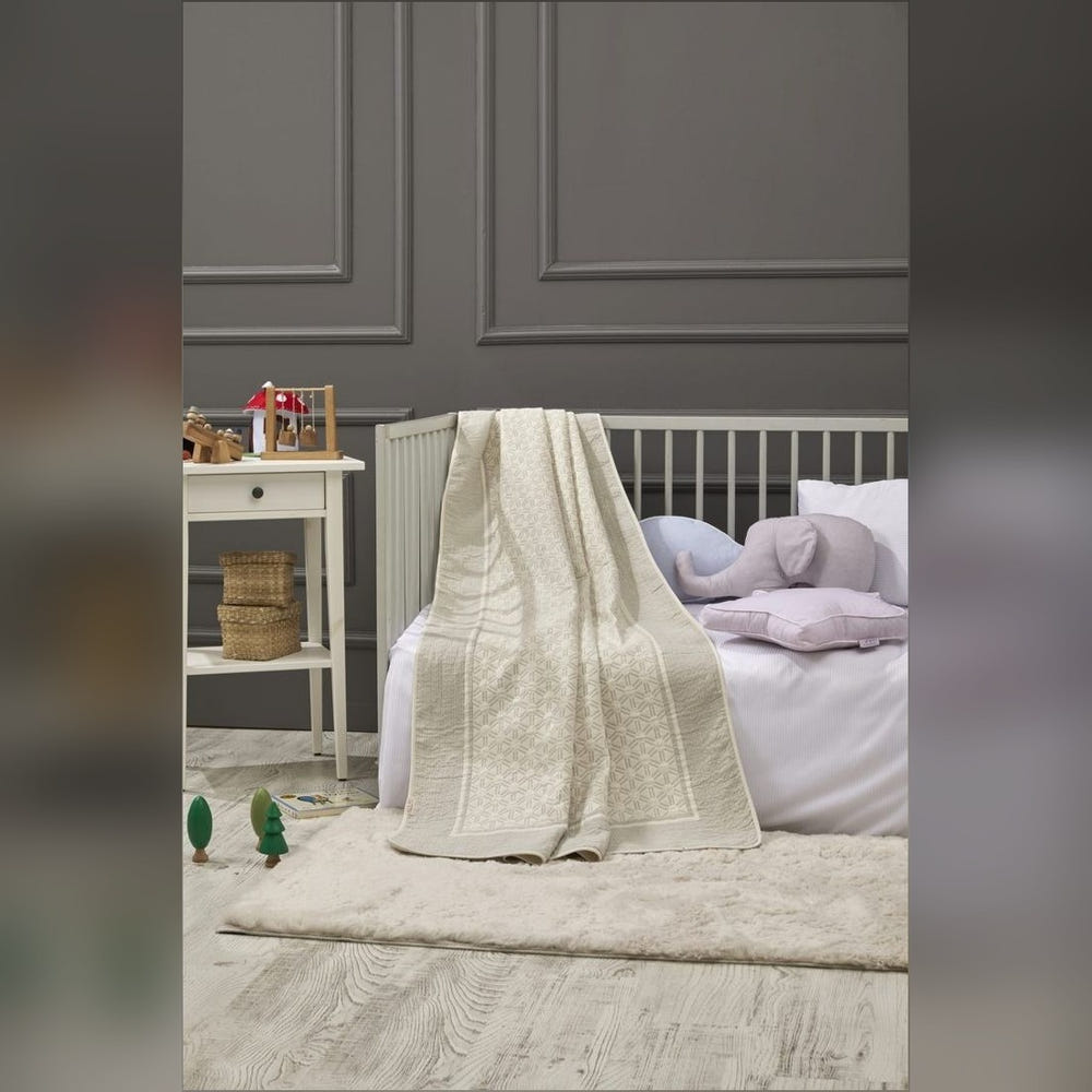 Honeycomb Bamboo Baby Blanket, 110x155 cm