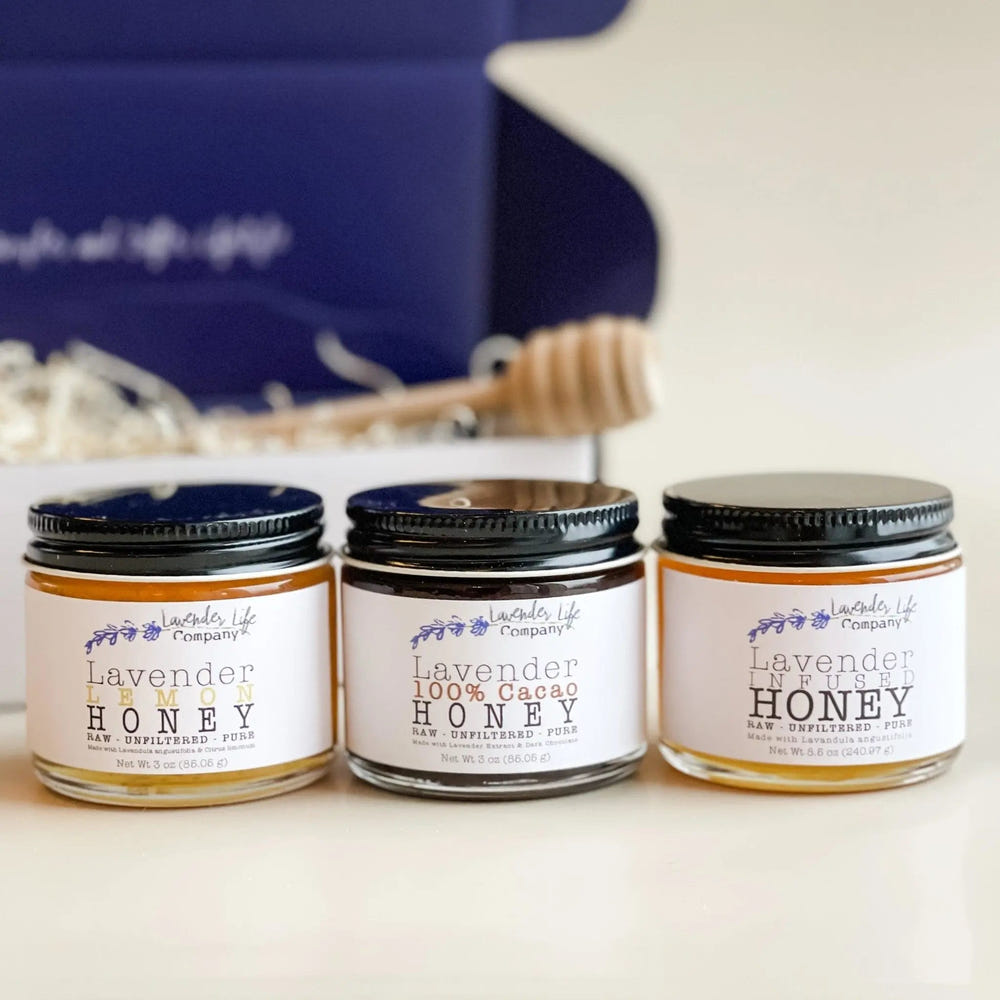 "Trio Honey Gift Set - Stylish furniture for baby's nursery, featuring three elegant honey-themed pieces."