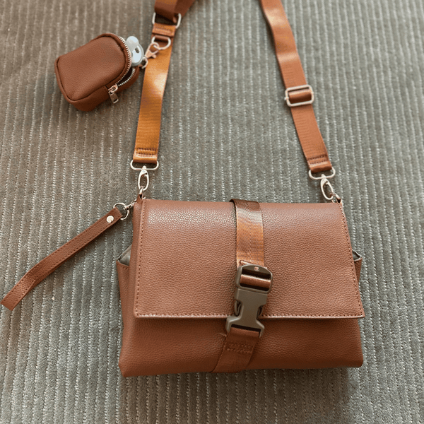 Everyday Travel Changing Pad (Caramel)