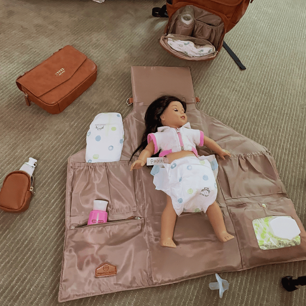 Everyday Travel Changing Pad (Caramel)