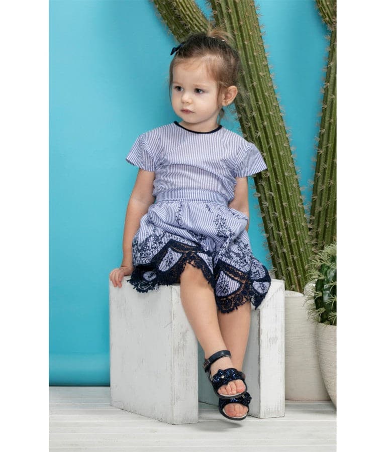 Vintage lace summer dress for babies, perfect for warm weather and special occasions.