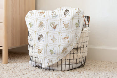 Vintage Baby Animals Farm blanket, soft and cozy for infants, perfect for nursery decor and comfort.