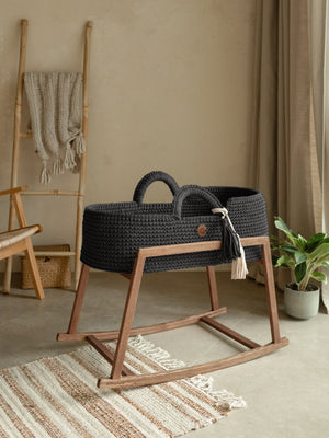 XL Moses Basket with Straight Hood