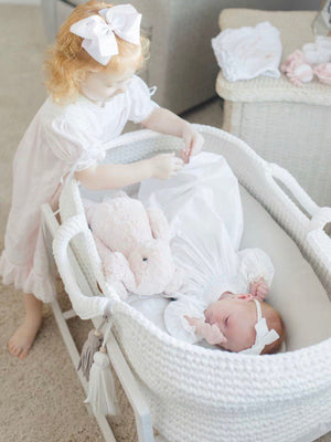 XL Moses Basket with Straight Hood