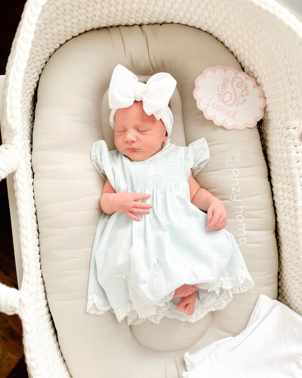 XL Moses Basket with Straight Hood