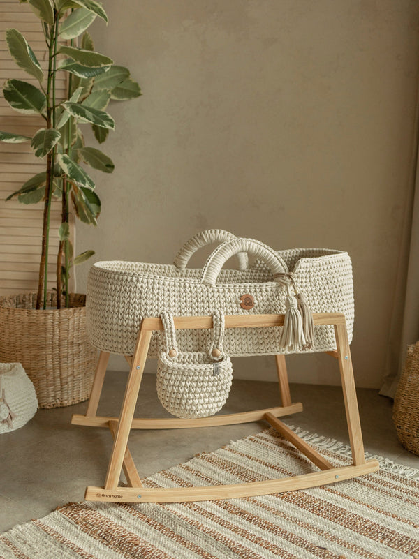 XL Moses Basket with Straight Hood