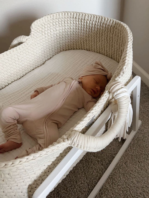 XL Moses Basket with Straight Hood