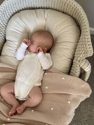 XL Moses Basket with Straight Hood