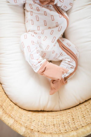Neutral Rectangle Baby Pajamas | Zipper Romper