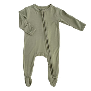 Zippered footie in apricot for babies, perfect for cozy sleep and bedding. Angle 4 view showcasing design details.